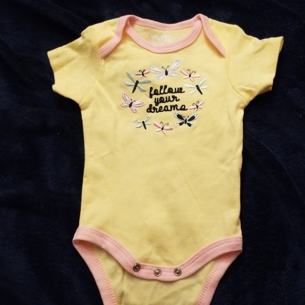 Short sleeved onsie